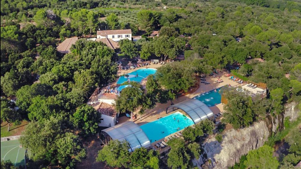 Camping Les Pres Du Roi Sommieres Luaran gambar