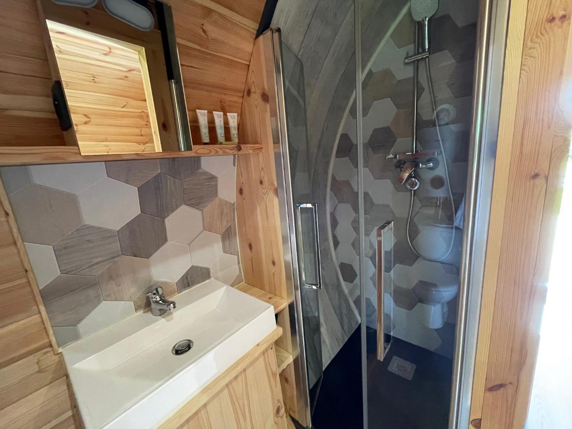 Camping Les Pres Du Roi Sommieres Luaran gambar